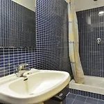 Beauty Hostel *