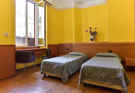 Beauty Hostel *